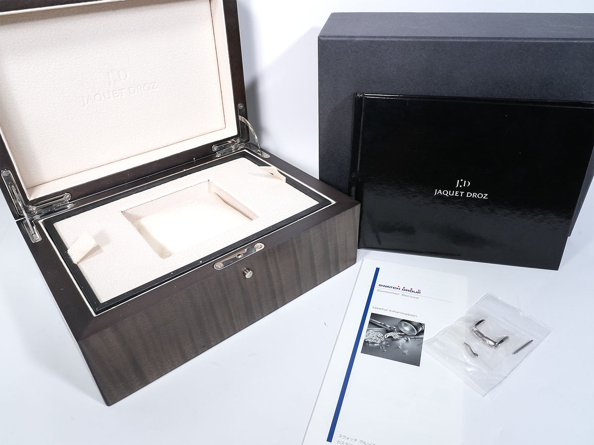 ジャケドロー グラン セコンド ミディアム Ref.J014014232 ホワイトゴールド ラピスラズリ文字盤 中古 e7jyh9kj