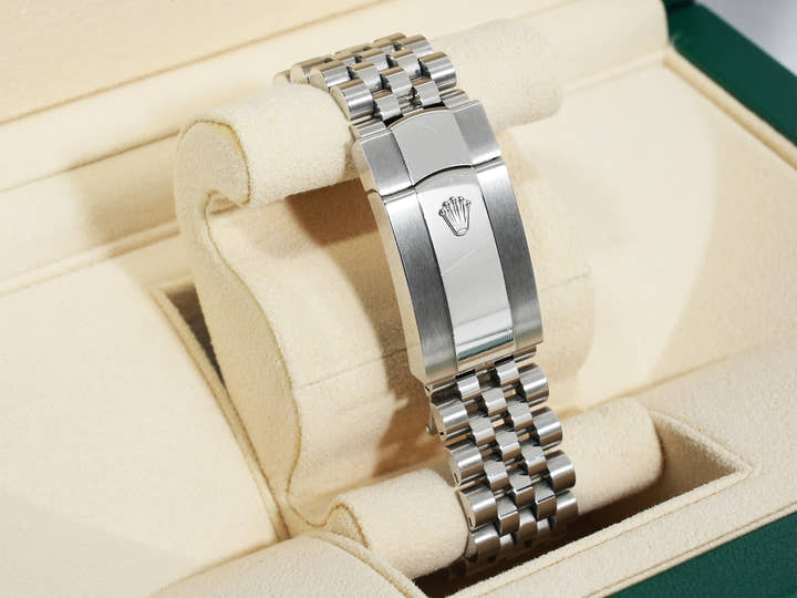 Rolex Sky-Dweller Ref. 326934 Stainless Steel/White Gold Blue Dial Jubilee Bracelet Excellent Condition iiw9hohd