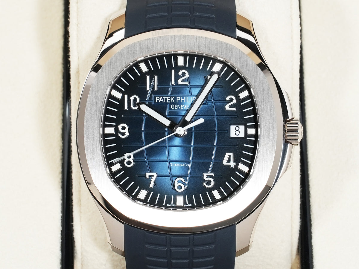 パテックフィリップ アクアノート TIFFANY&CO. Ref.5168G-001 ホワイトゴールド ミッドナイトブルー文字盤 未使用 pwd9ynfq