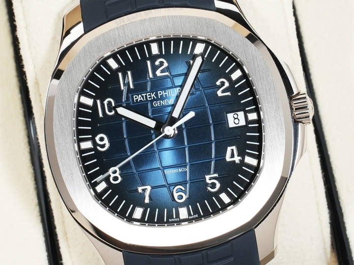 パテックフィリップ アクアノート TIFFANY&CO. Ref.5168G-001 ホワイトゴールド ミッドナイトブルー文字盤 未使用 pwd9ynfq
