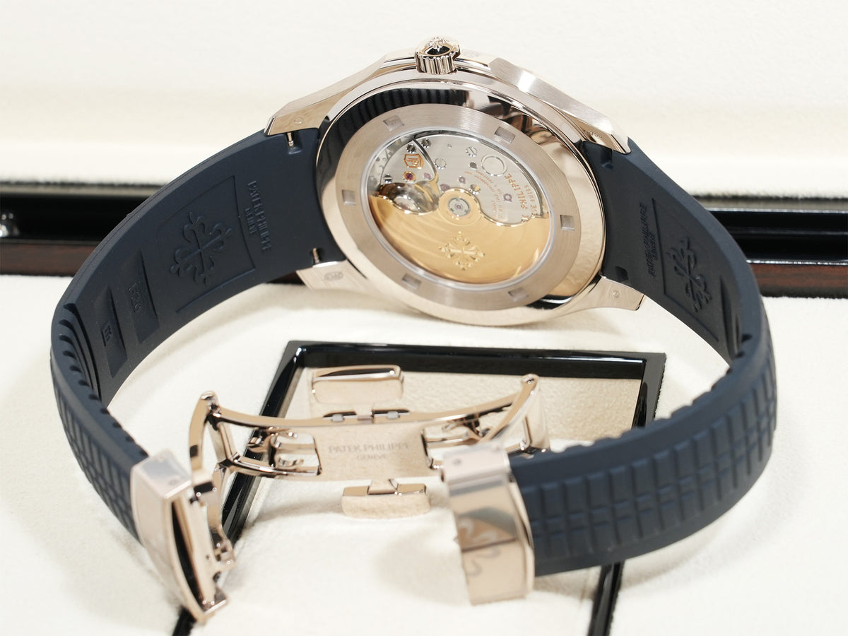 パテックフィリップ アクアノート TIFFANY&CO. Ref.5168G-001 ホワイトゴールド ミッドナイトブルー文字盤 未使用 pwd9ynfq