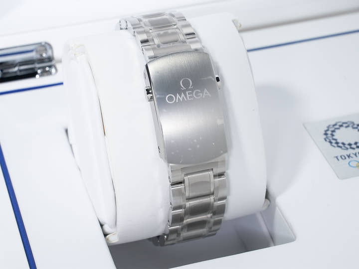 OMEGA Speedmaster Commemorative Model Chronograph 42MM Tokyo 2020 Limited Edition Ref. 522.30.42.30.04.001 Stainless Steel Silver Dial Unworn b446n2o6