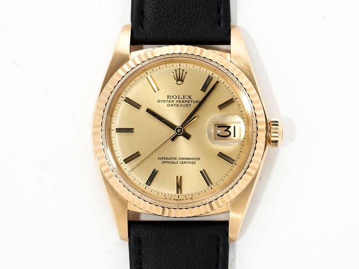Rolex Datejust Ref. 1601/8 Yellow Gold Champagne Dial Excellent Condition sfx27zrp