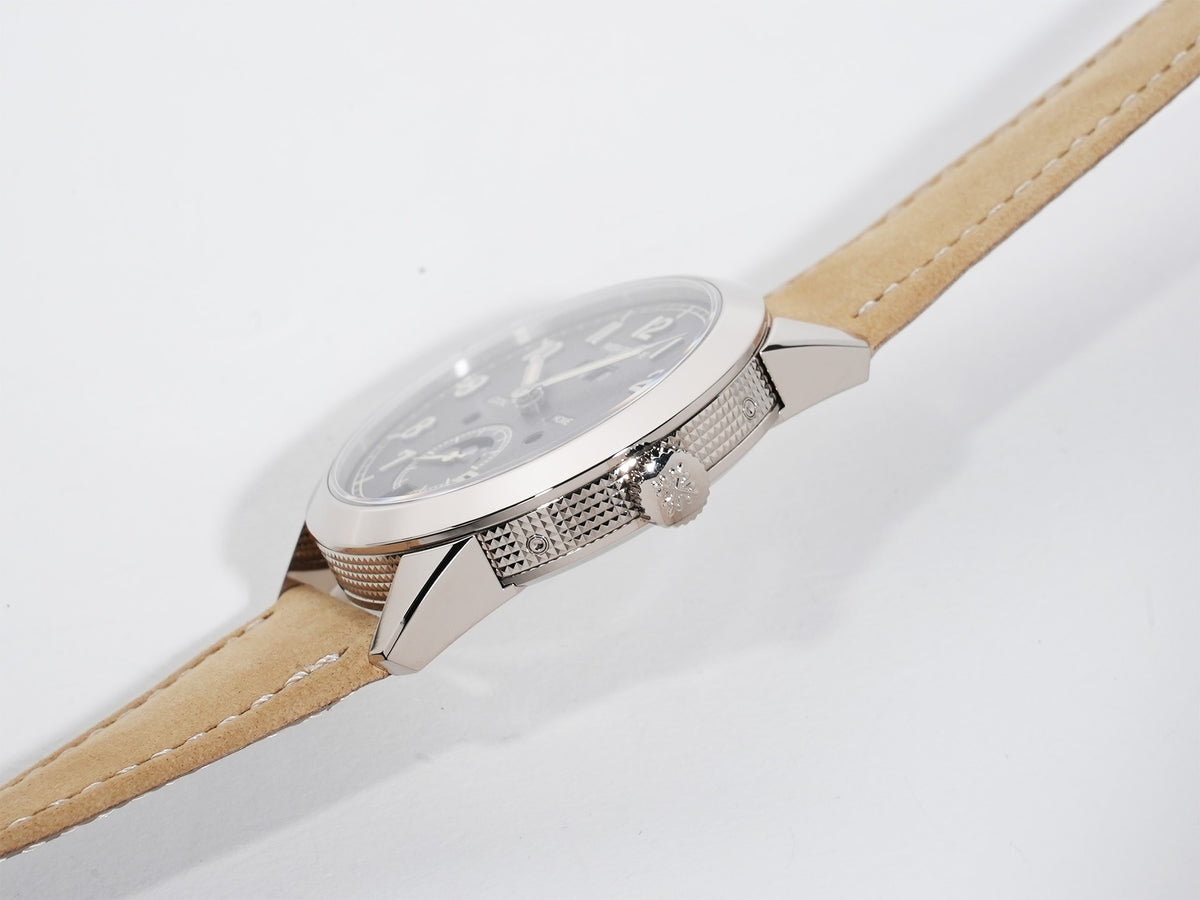 Patek Philippe Annual Calendar Travel Time Ref. 5326G-001 White Gold, Textured Anthracite Dial, Excellent Condition dfdjojsz