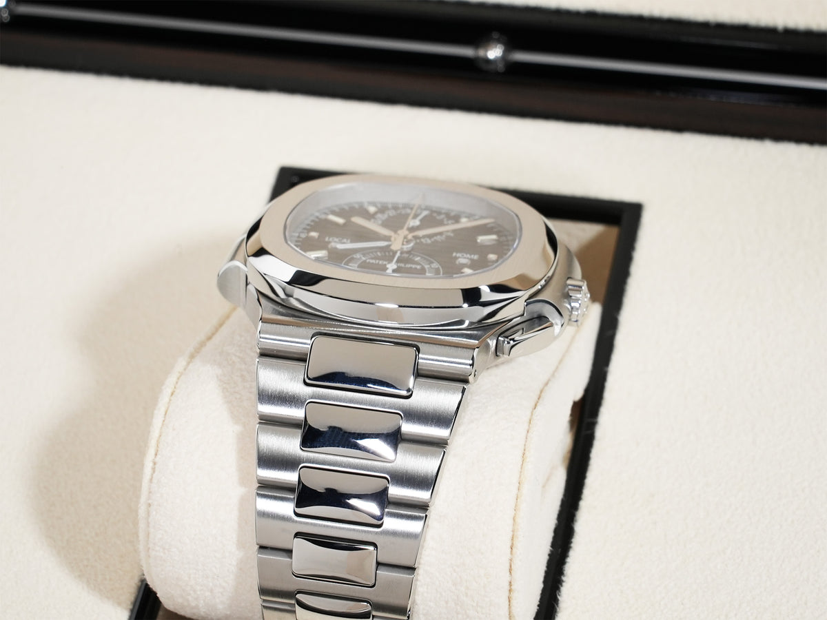 パテックフィリップ ノーチラス トラベルタイム クロノグラフ Ref.5990/1A-011 ステンレススチール ブルーソレイユ文字盤 美品 36jjyeh2