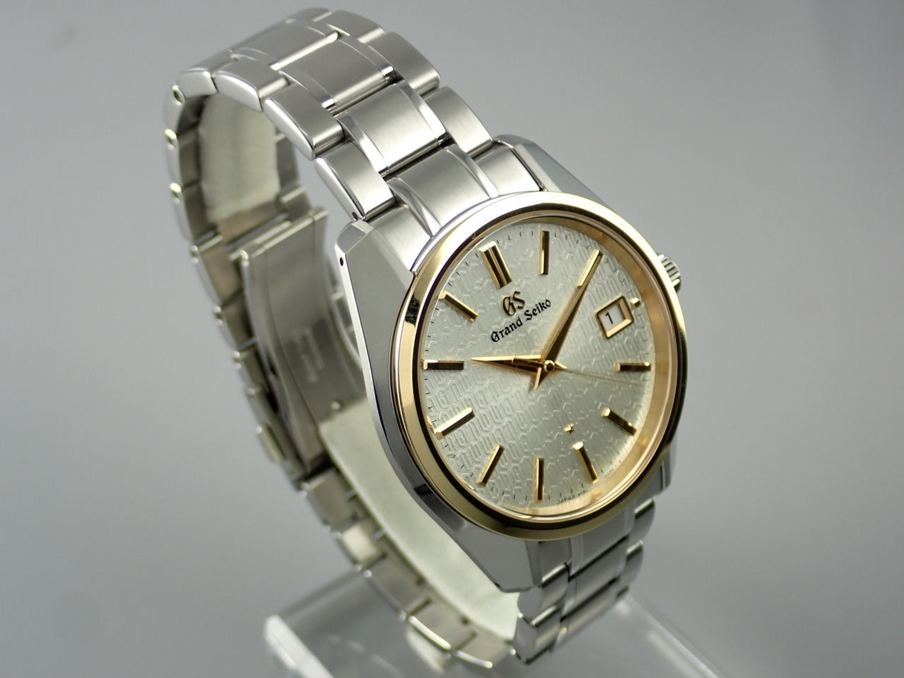 Grand Seiko 9F Quartz 25th Anniversary 44GS Modern Design Model &lt;Warranty, Box, etc.&gt;