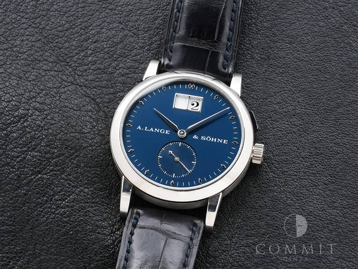 A.ランゲ＆ゾーネ サクソニア Ref.105.027 ホワイトゴールド ブルー文字盤 中古 r345t8mi