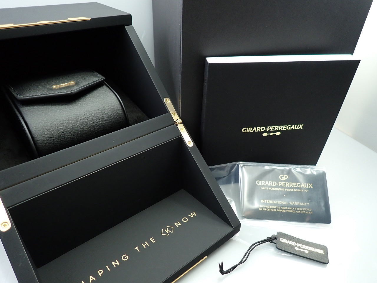 Girard-Perregaux Laureato &lt;Warranty, Box, etc.&gt;