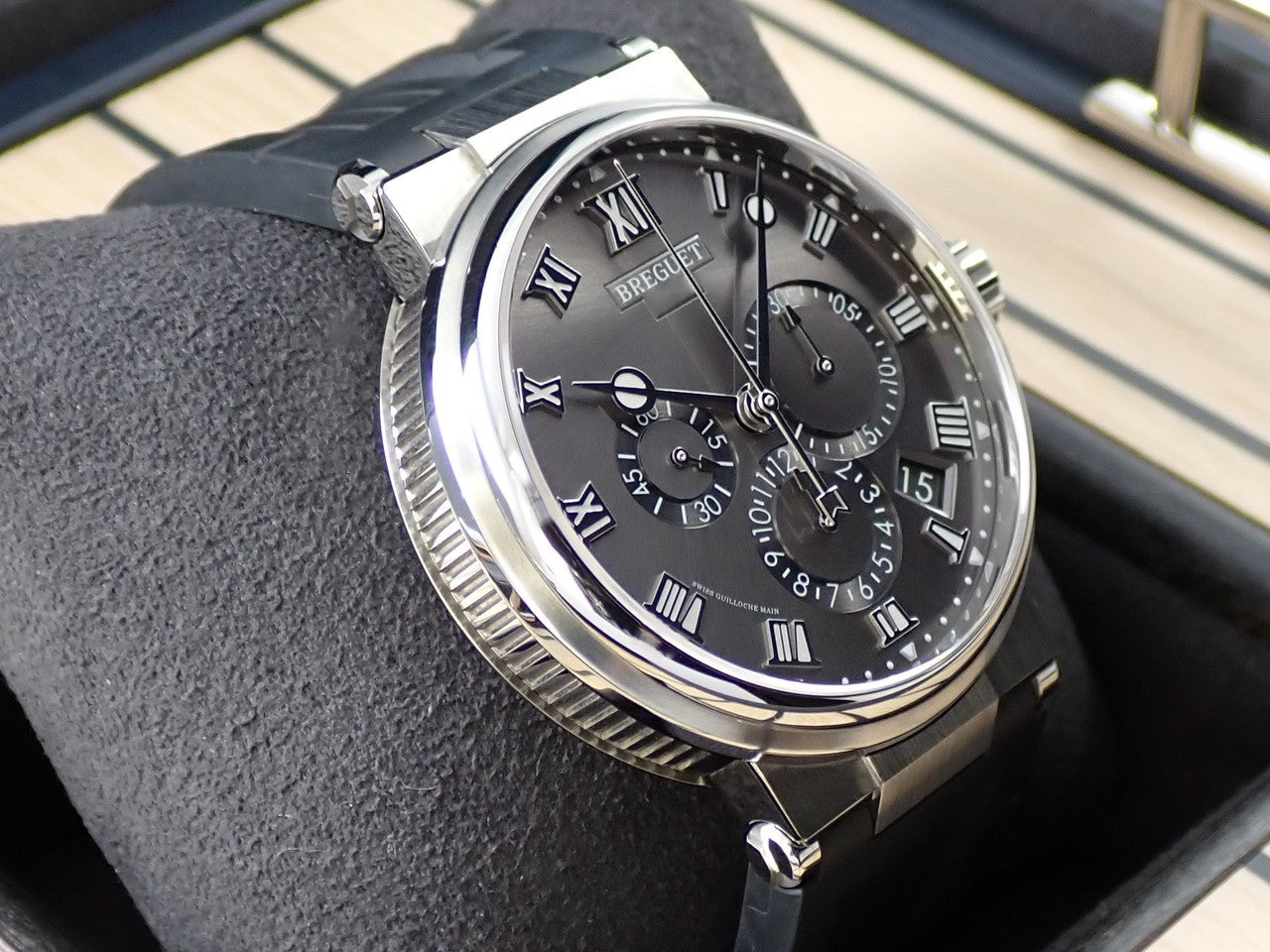 Breguet Marine Chronograph Ref.5527TI/G2/5WV TI Grey Dial