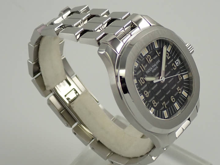 パテックフィリップ アクアノート Ref.5065/1A-010 ステンレススチール ブラック文字盤