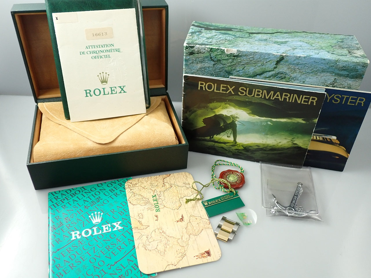 Rolex Submariner Date &lt;Warranty, Box, etc.&gt;