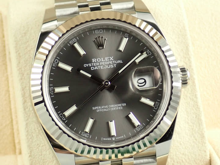 ロレックス デイトジャスト41 Ref.126334 ステンレススチール/ホワイトゴールド スレート文字盤 ジュビリーブレスレット 中古 7H2JC192