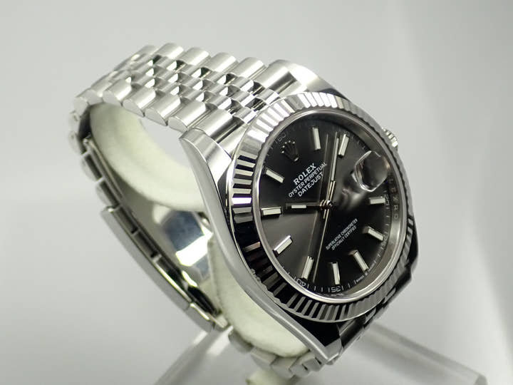 ロレックス デイトジャスト41 Ref.126334 ステンレススチール/ホワイトゴールド スレート文字盤 ジュビリーブレスレット 中古 7H2JC192