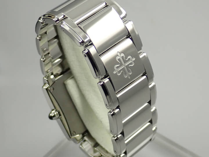 パテックフィリップ Twenty-4 Ref.4910/10A-010 ステンレススチール グレー文字盤