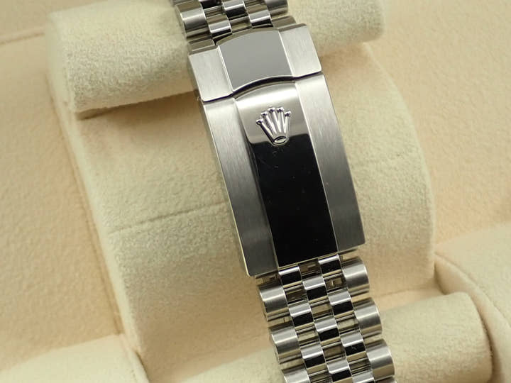 ロレックス デイトジャスト41 Ref.126334 ステンレススチール/ホワイトゴールド スレートローマン文字盤 ジュビリーブレスレット 極美品 L7071645