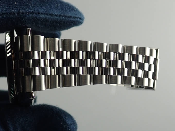 ロレックス デイトジャスト41 Ref.126334 ステンレススチール/ホワイトゴールド スレートローマン文字盤 ジュビリーブレスレット 極美品 L7071645