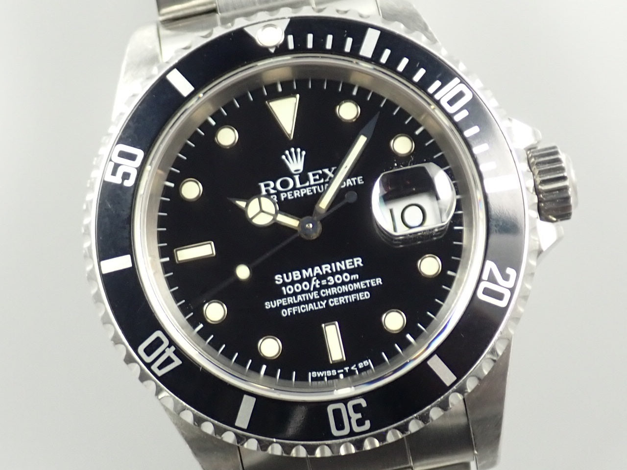 Rolex Submariner Date &lt;Warranty and Box&gt;