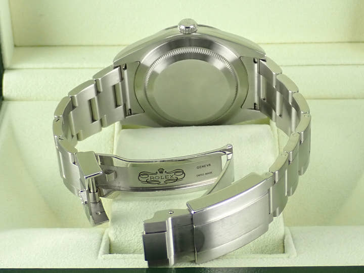 ロレックス エクスプローラー Ref.214270 ブラック文字盤 中古 explorer-271