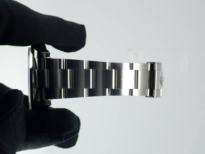 ロレックス エクスプローラー Ref.214270 ブラック文字盤 中古 explorer-271