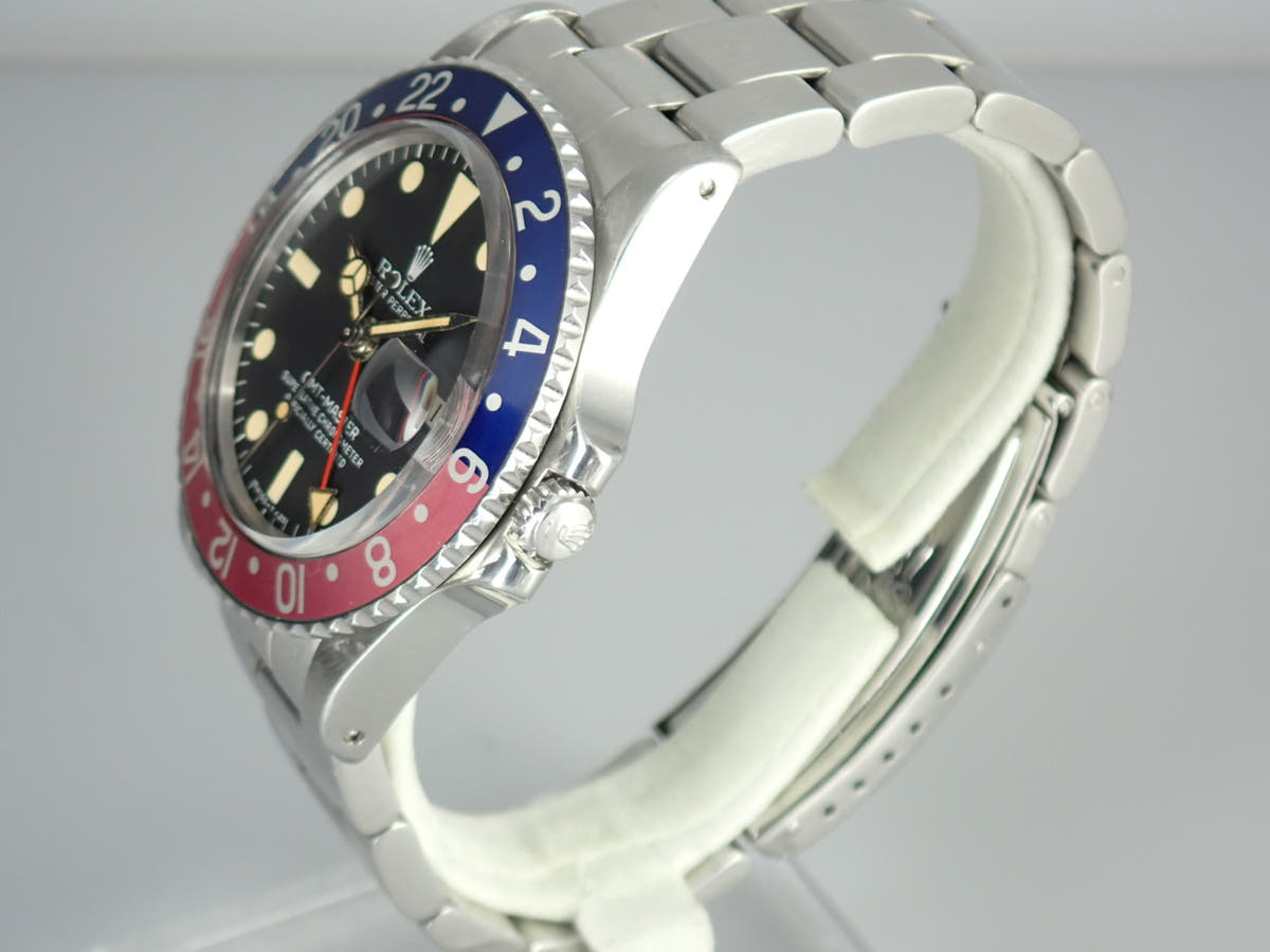ロレックス GMTマスター Ref.1675 ブラック文字盤 中古 gmt-master-143
