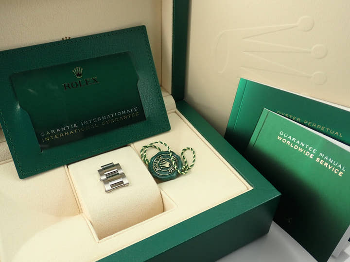 Rolex Datejust <Warranty, Box, etc.>