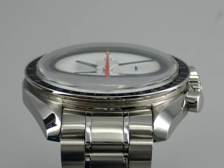 オメガ スピードマスター Ref.311.32.42.30.04.001 ホワイト文字盤 中古 speed-master-44