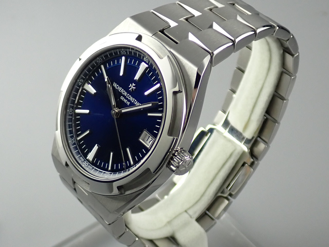 Vacheron Constantin Overseas Blue Dial &lt;Warranty, Box, etc.&gt;