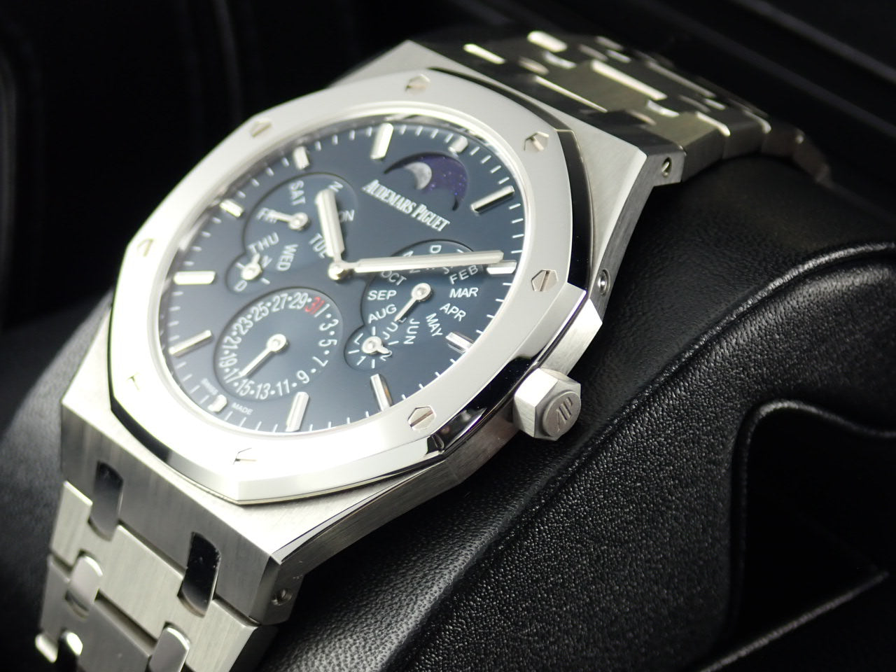 Audemars Piguet Royal Oak Perpetual Calendar Ultra Thin [Excellent Condition] &lt;Warranty, Box, etc.&gt;