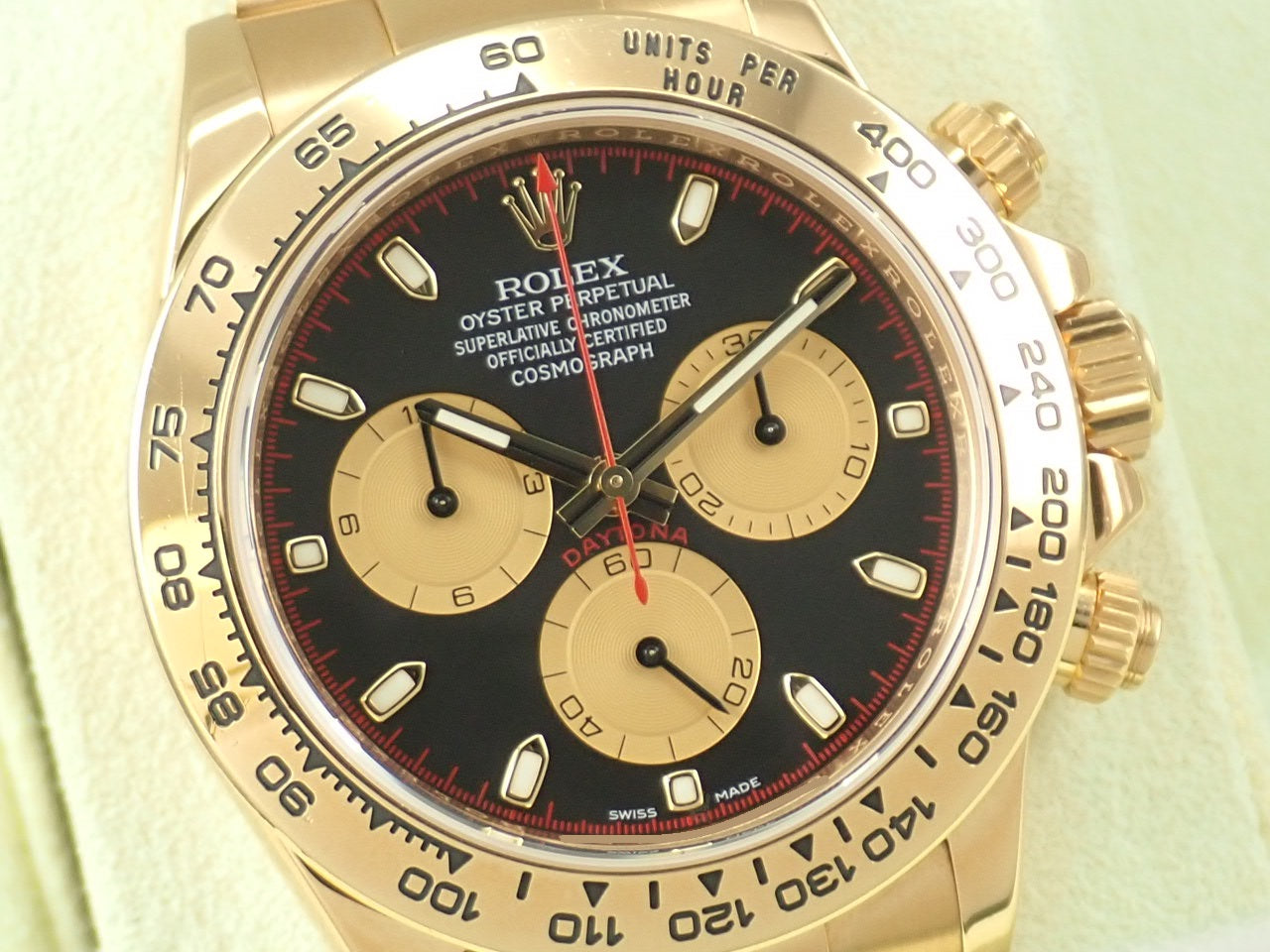 Rolex Daytona Black Dial &lt;International Service Warranty and Box&gt;