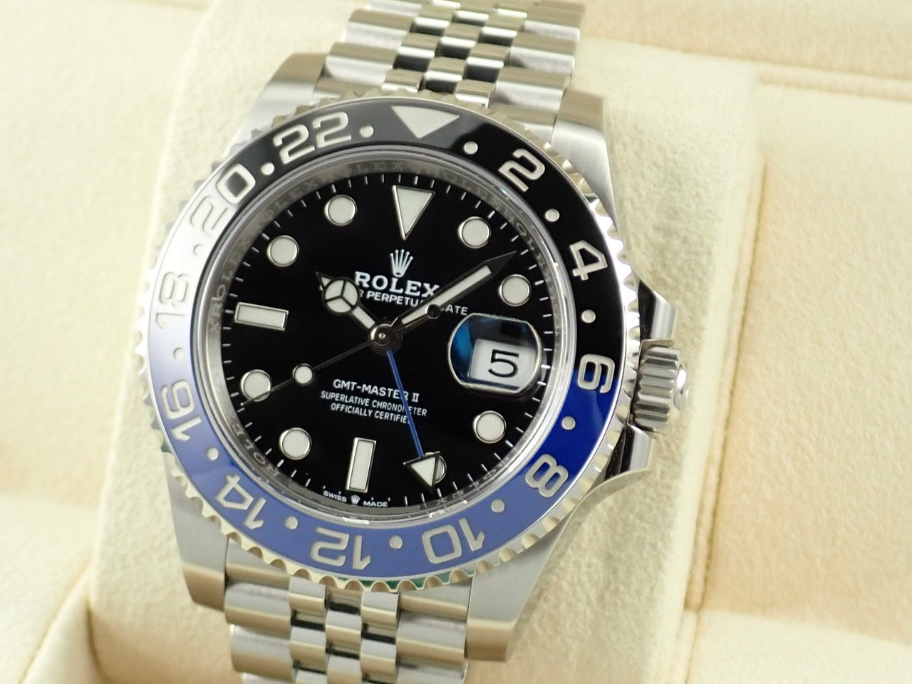 Rolex GMT Master II Blue and Black Bezel &lt;&lt;New Warranty Card, Box, etc.&gt;&gt;