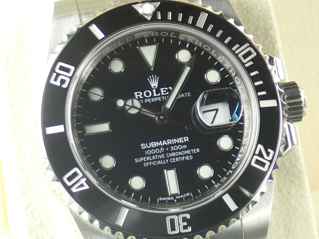 Rolex Submariner Date Random [Unused, New Warranty]