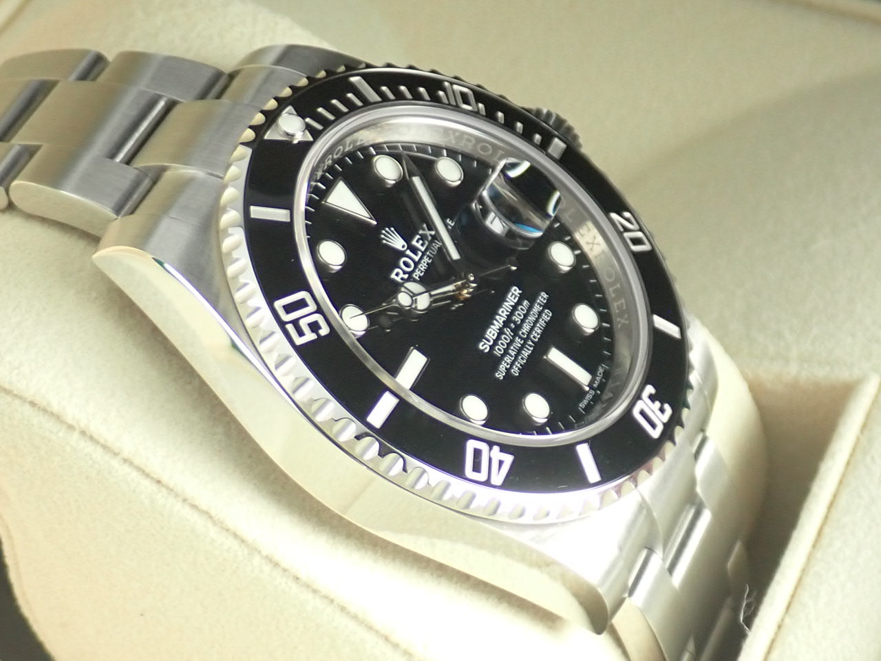 Rolex Submariner Date Random [Unused, New Warranty]