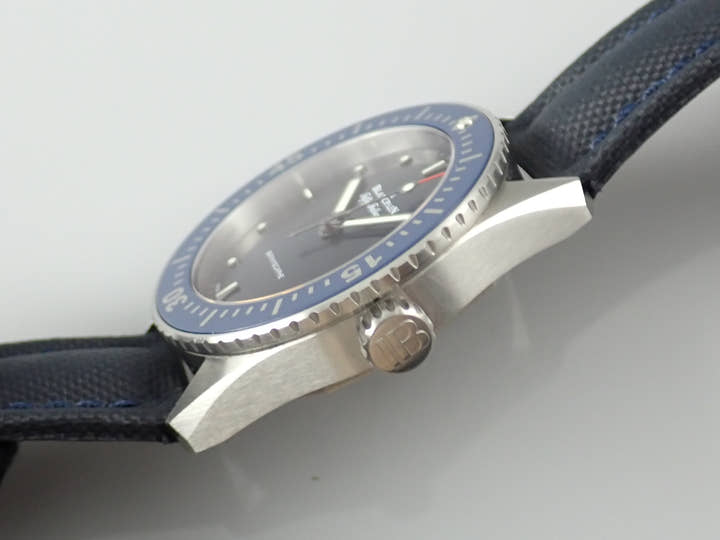 ブランパン フィフティファゾムス Ref.5100-1140-O52A ブルー文字盤 中古 fifty-fathoms-10