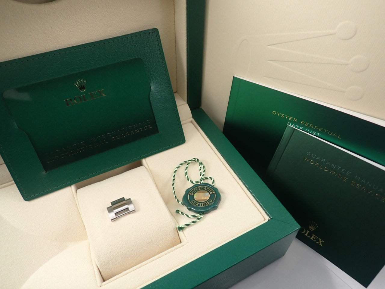 Rolex Datejust 36 &lt;New warranty, box, etc.&gt;