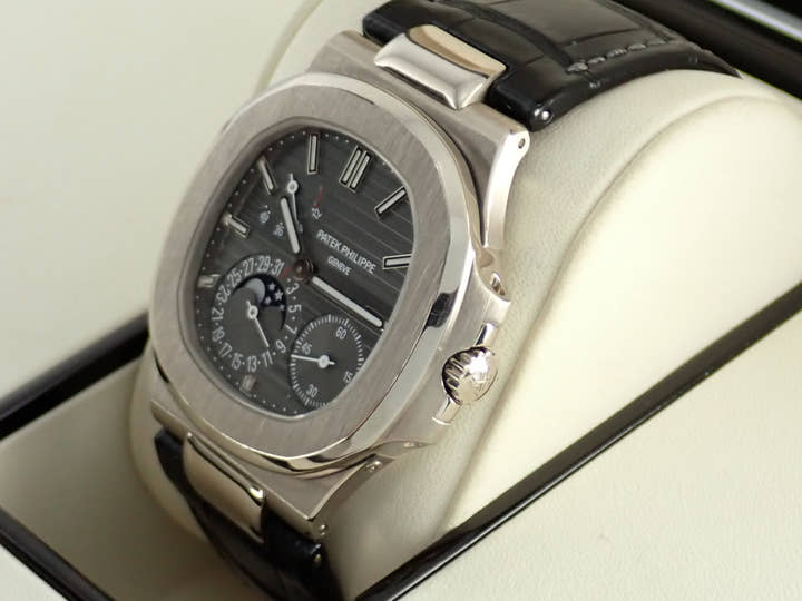 パテックフィリップ ノーチラス Ref.5712G-001 スレートグレー文字盤 中古 nautilus-87