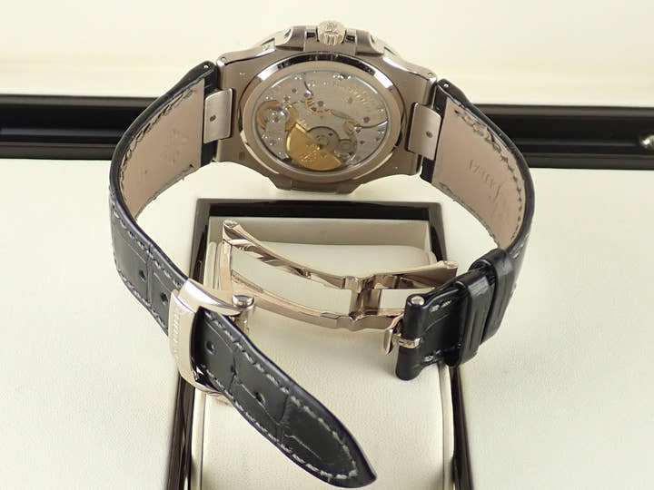 パテックフィリップ ノーチラス Ref.5712G-001 スレートグレー文字盤 中古 nautilus-87