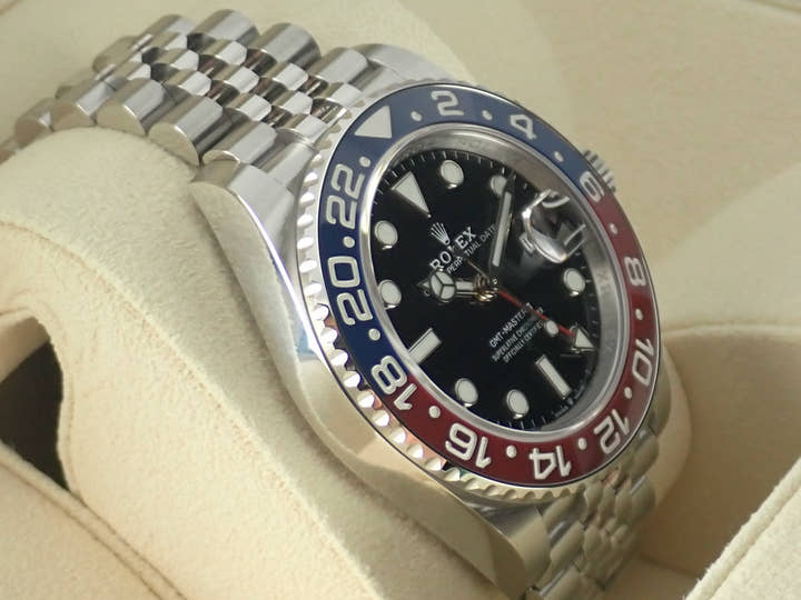 ロレックス GMTマスターII Ref.126710BLRO ブラック文字盤 未使用 gmt-master2-85 ジュビリーブレスレット