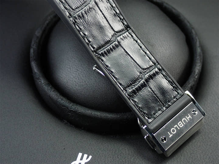 ウブロ ビッグバン アエロバン Ref.311.SX.1170.GR ブラック文字盤 中古 XJYSRFCC