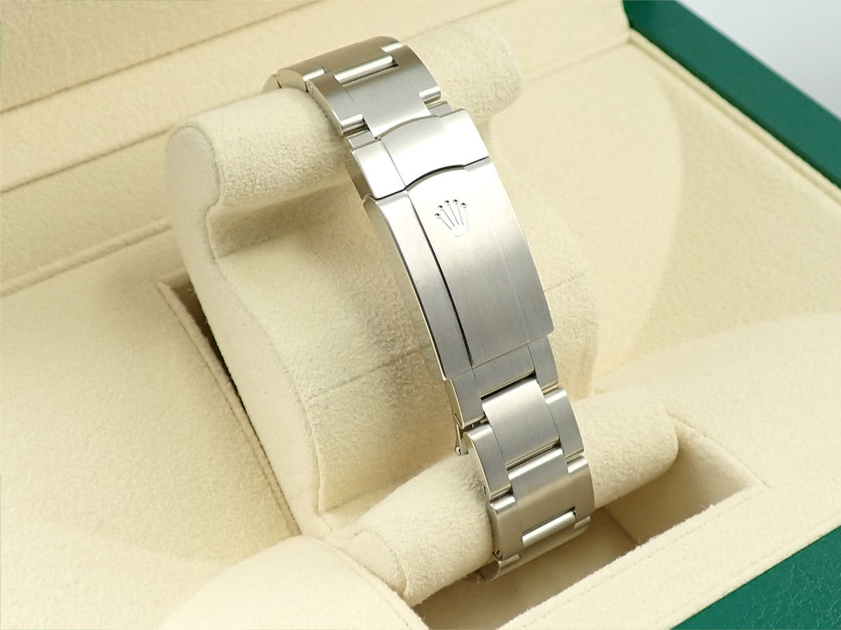 ロレックス エアキング Ref.116900 ブラック文字盤 未使用 4106Y0XR