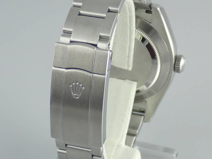 ロレックス エアキング Ref.116900 ブラック文字盤 中古 airking-16