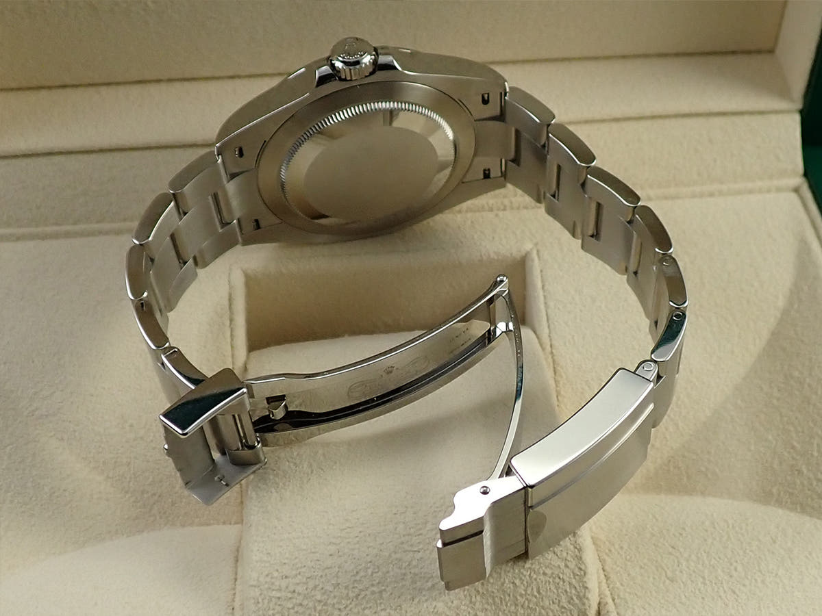 ロレックス エアキング Ref.126900 ブラック文字盤 極美品 79867VWC