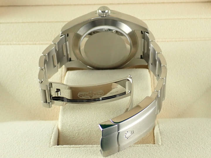 Rolex Air King Ref.116900 Black Dial Unused airking-27