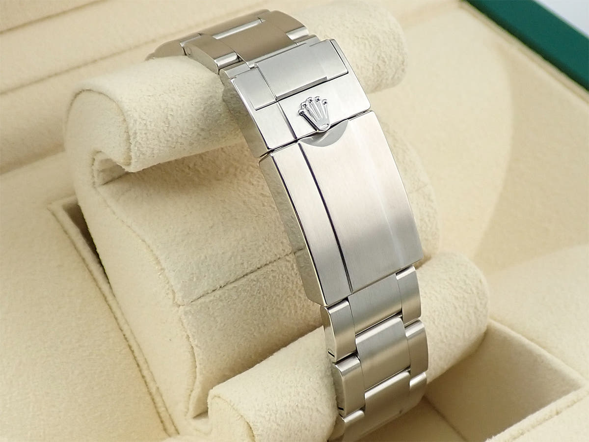 ロレックス エアキング Ref.126900 ブラック文字盤 未使用 05XRW559