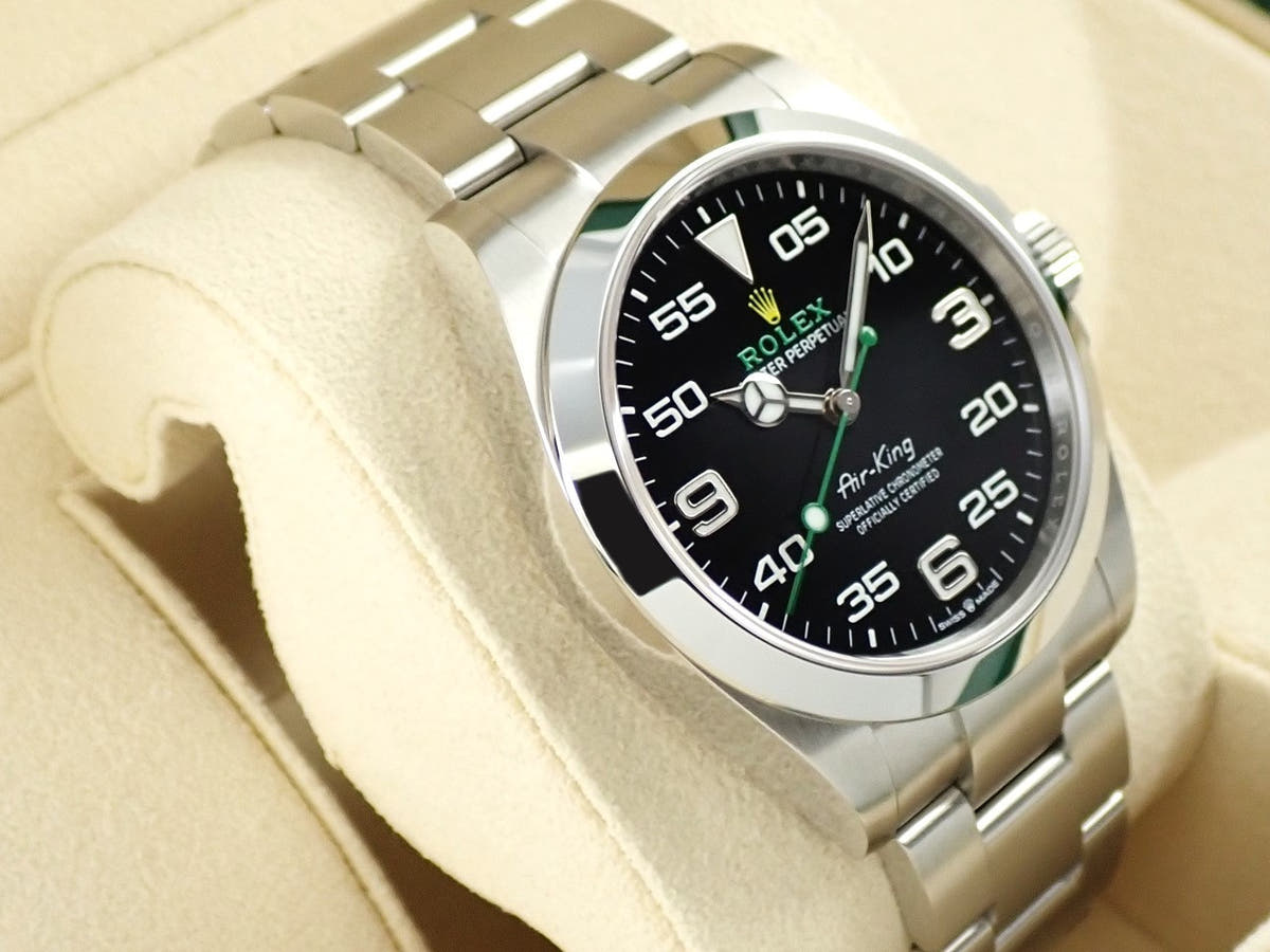 ロレックス エアキング Ref.126900 ブラック文字盤 未使用 8T43W2XX