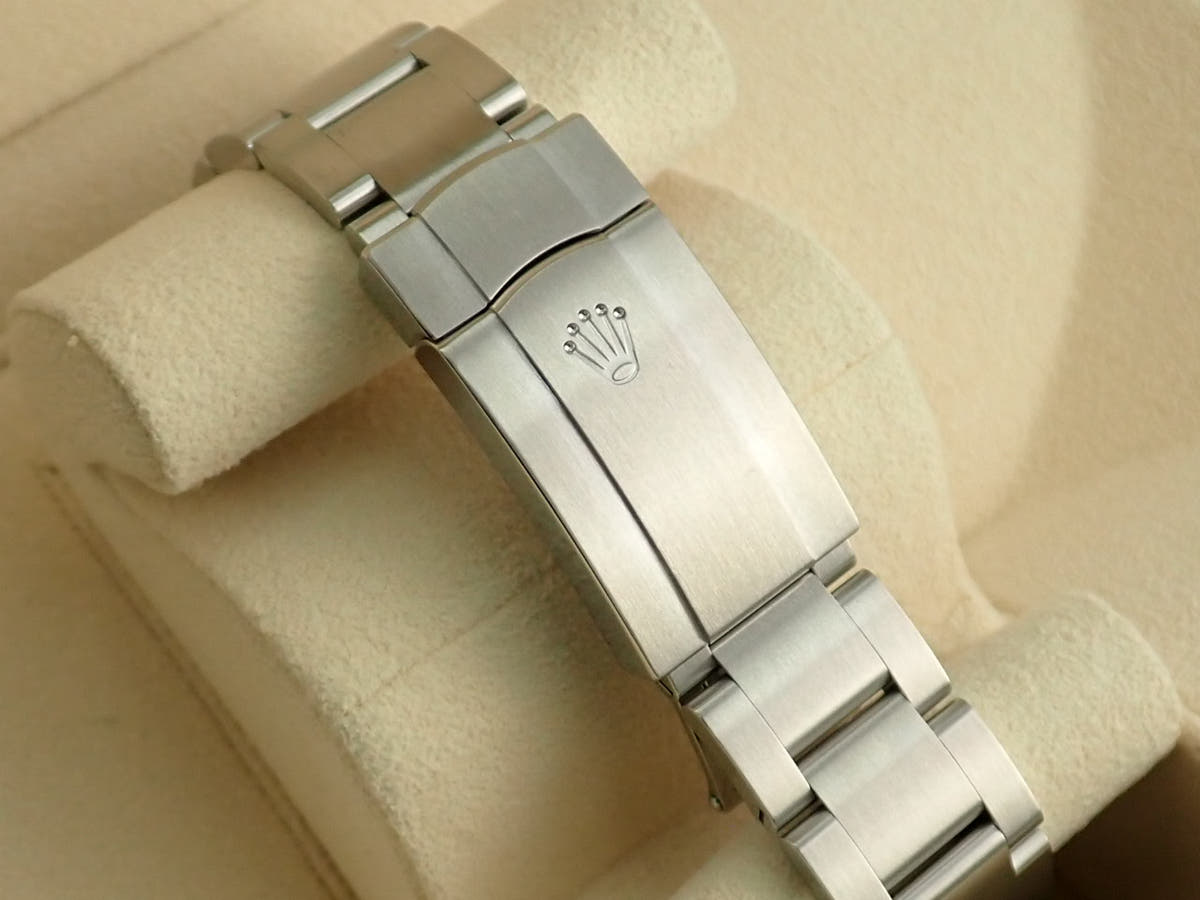 ロレックス エアキング Ref.116900 ブラック文字盤 未使用 HR791A4F