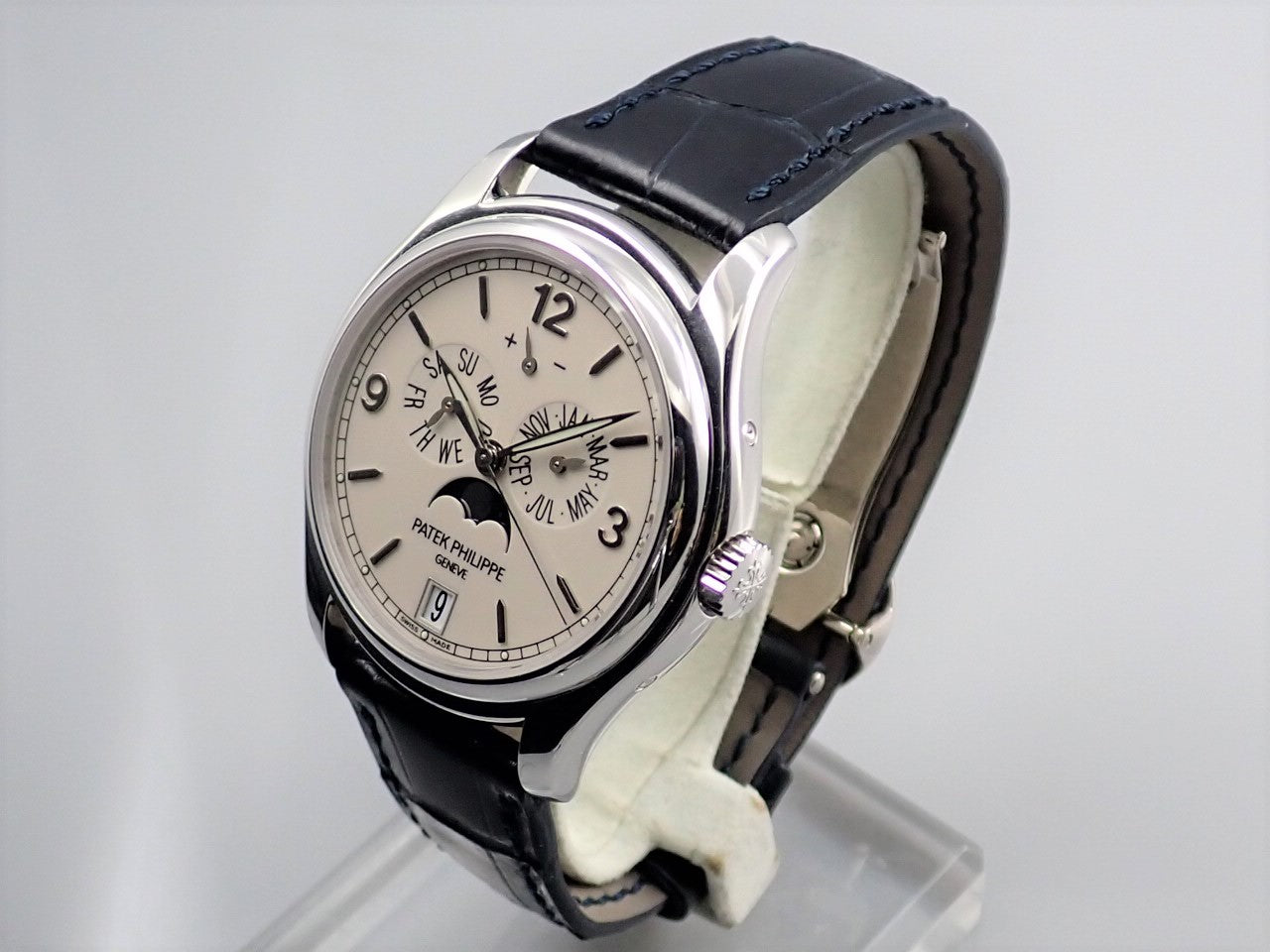 Patek Philippe Annual Calendar Moon Phase &lt;Other&gt;