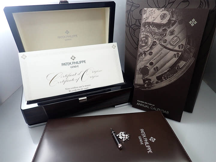 Patek Philippe Annual Calendar &lt;Warranty, Box, etc.&gt;
