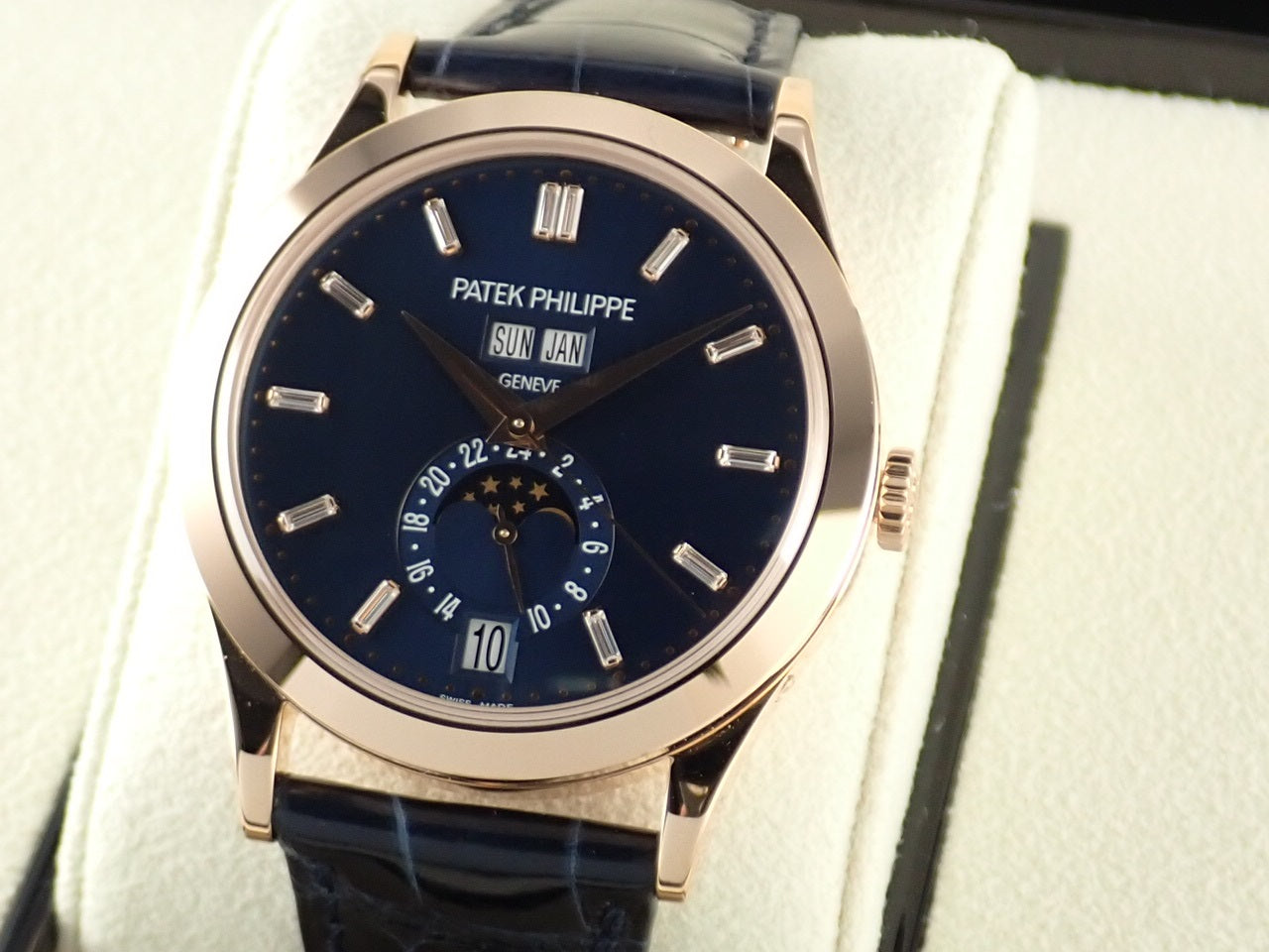 Patek Philippe Annual Calendar Ref.5396R-015