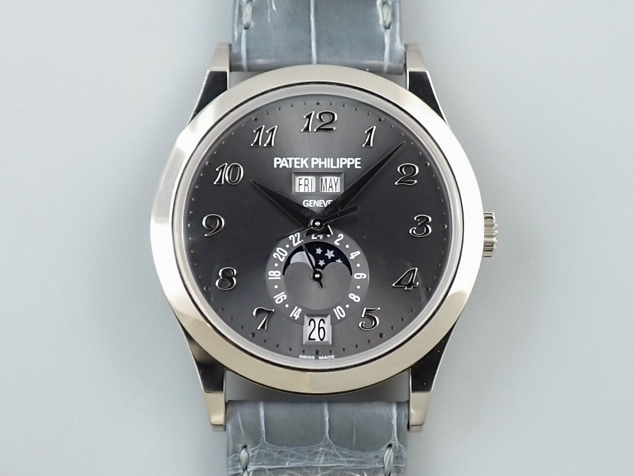 Patek Philippe Annual Calendar Moon Phase &lt;Box&gt;