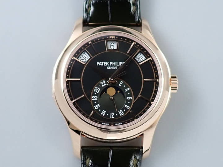 Patek Philippe Annual Calendar Ref. 5205R-011 Rose Gold with Olive Green Dial